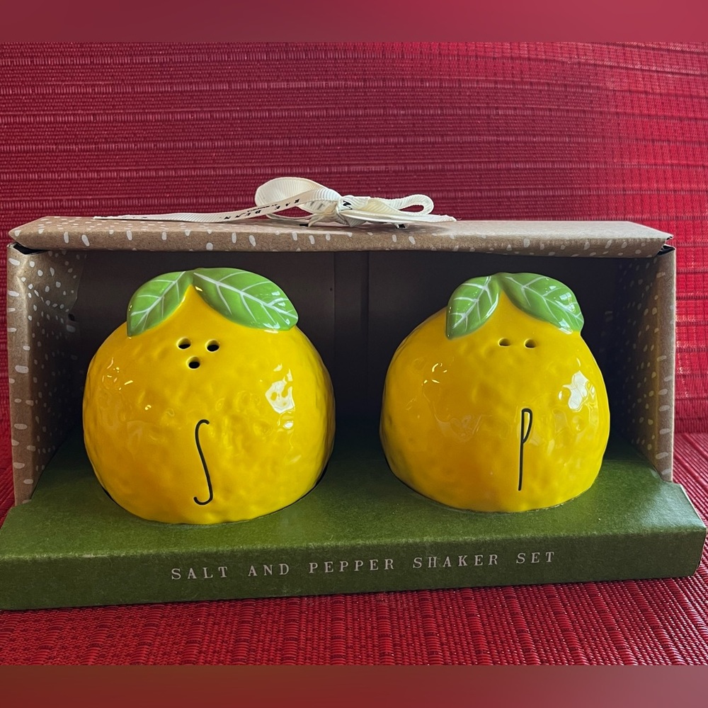 Rae Dunn lemon salt & pepper shakers.